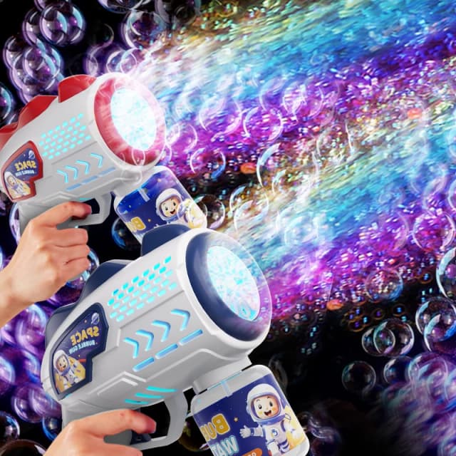 Pistola per bolle elettrica per astronauta Macchina per bolle giocattolo per bambini Soffiatore automatico per sapone con luce Giochi per feste all'aperto estivi Regalo per bambini