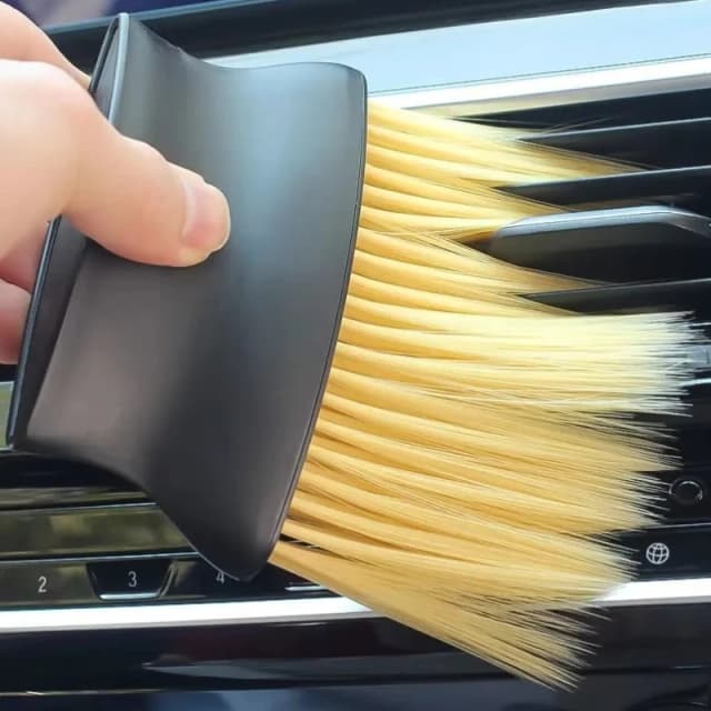Spazzola morbida per spazzare la polvere degli interni dell'auto, strumento per il lavaggio dell'auto, artefatto, spazzola per la pulizia della presa d'aria della spazzola per la polvere dell'interno dell'auto