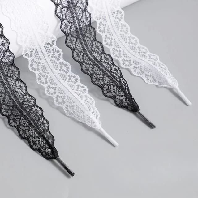Vendita calda Lacci in pizzo per scarpe casual da donna 2.9 cm di larghezza Lacci piatti per scarpe da ginnastica Accessori per lacci per scarpe bianche nere