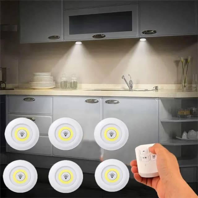 Luce LED dimmerabile sotto l'armadio con telecomando Luci per armadi a LED a batteria Guardaroba Illuminazione per il bagno Luce notturna